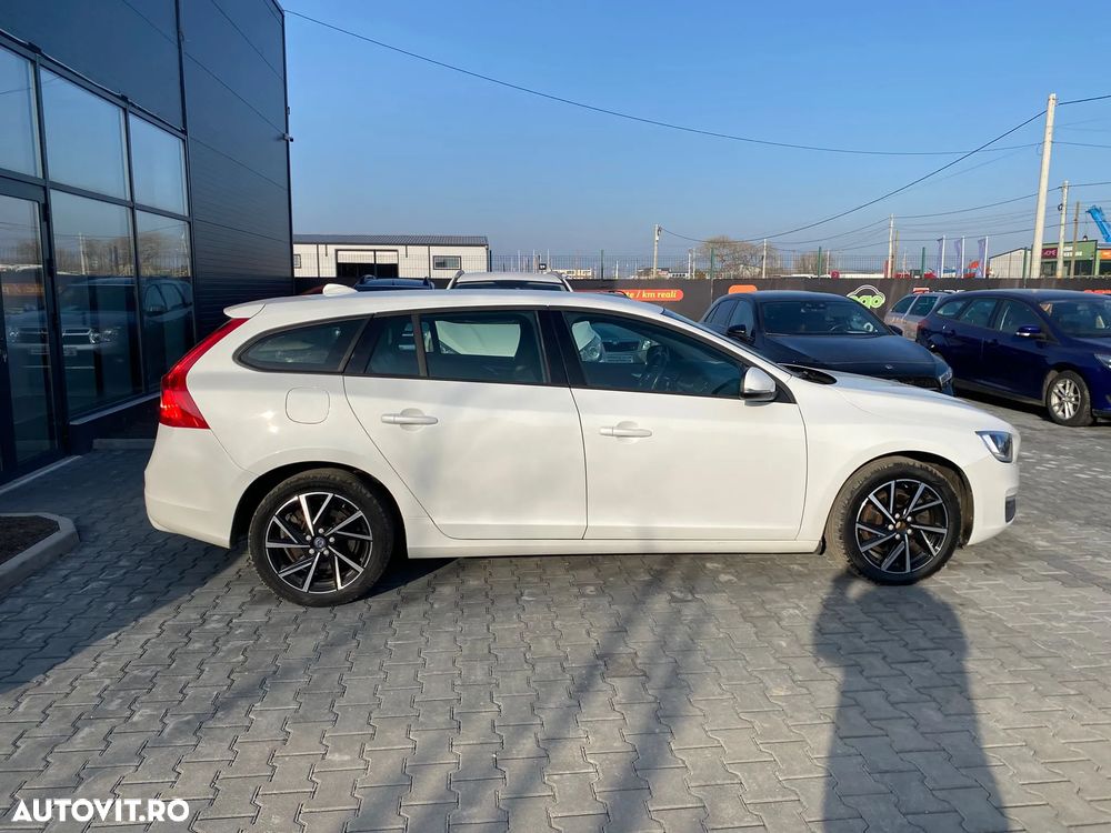 Volvo V60 D3 Kinetic - 7
