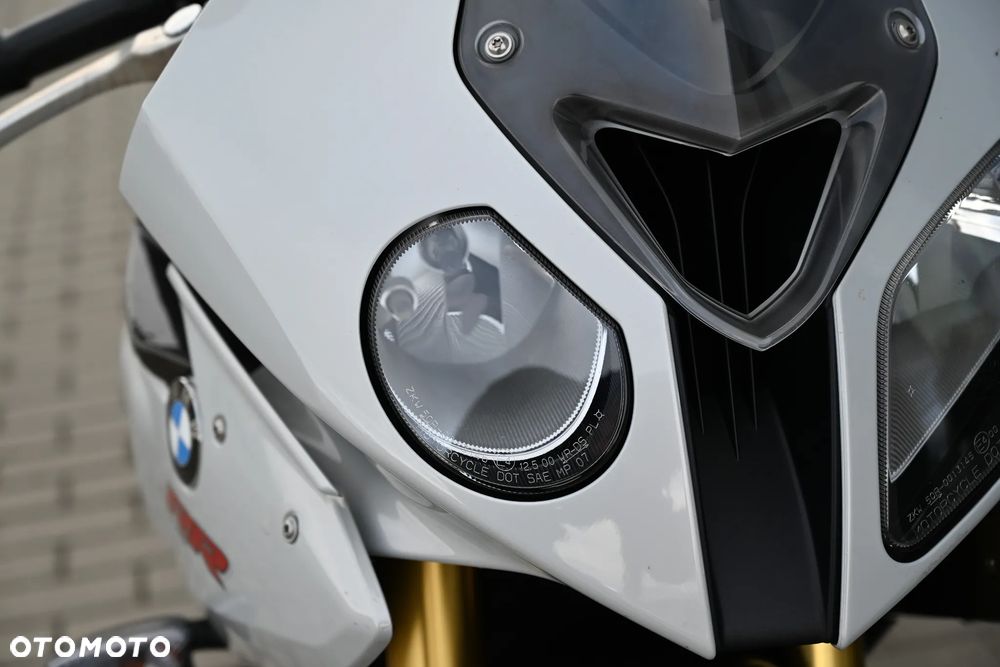 BMW S - 14