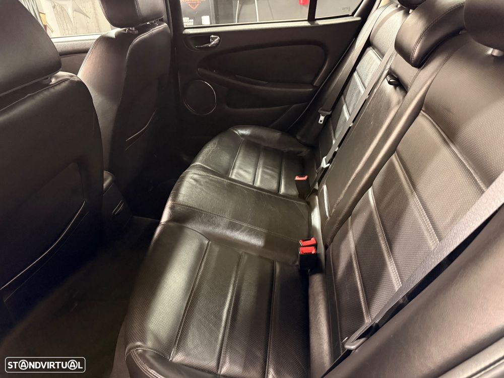 Jaguar X-Type 2.2 D Executive - 7