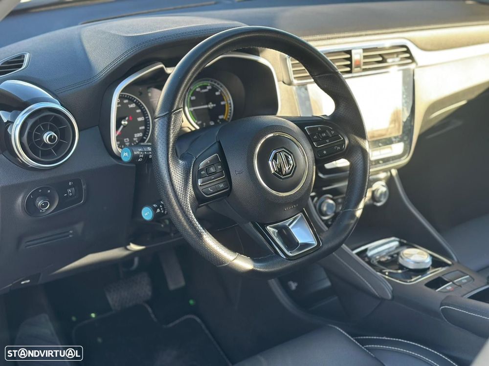 MG ZS EV Luxury - 12