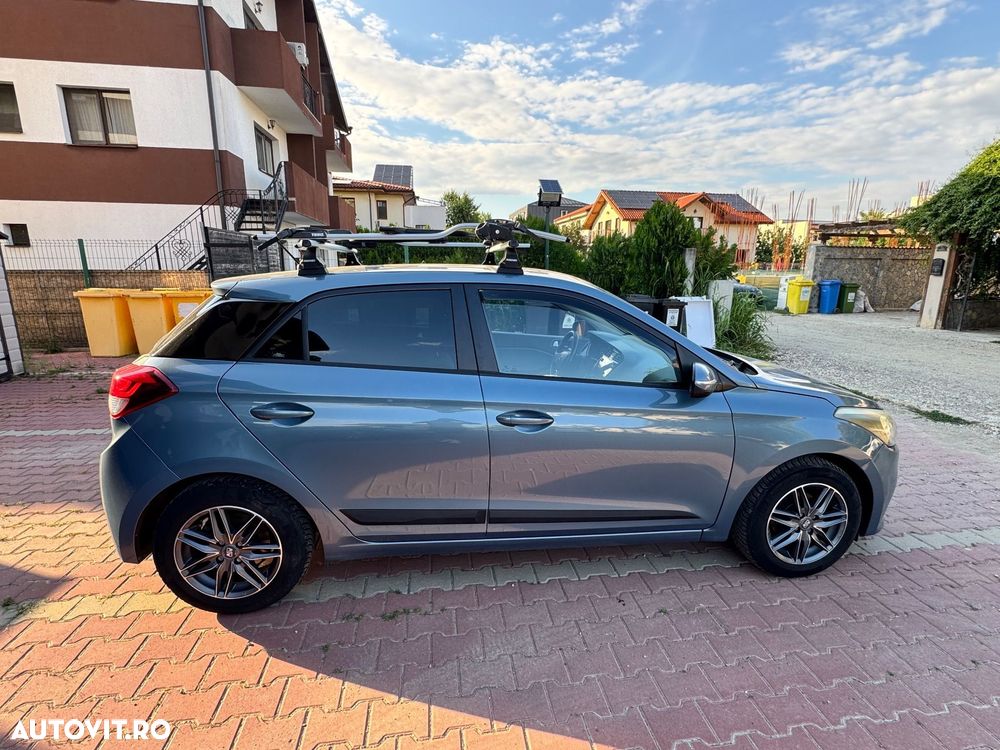 Hyundai i20 - 19