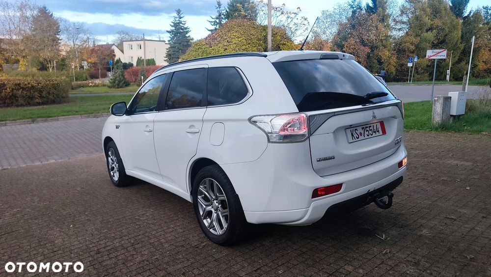 Mitsubishi Outlander 2.0 4WD Top - 6