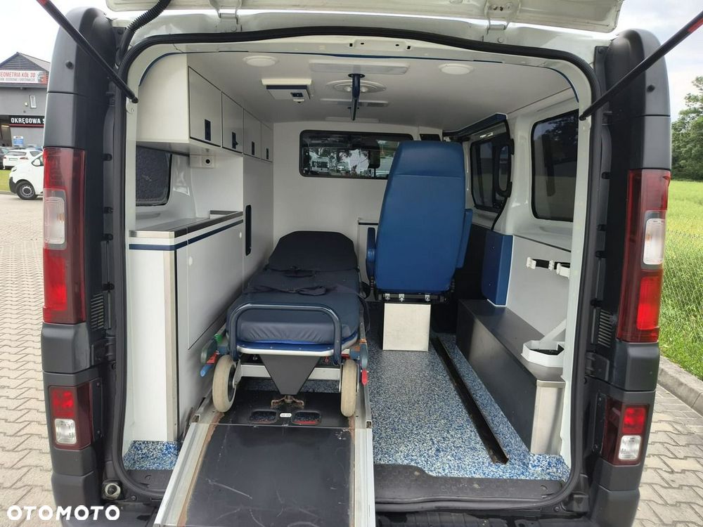 Renault Trafic - 23