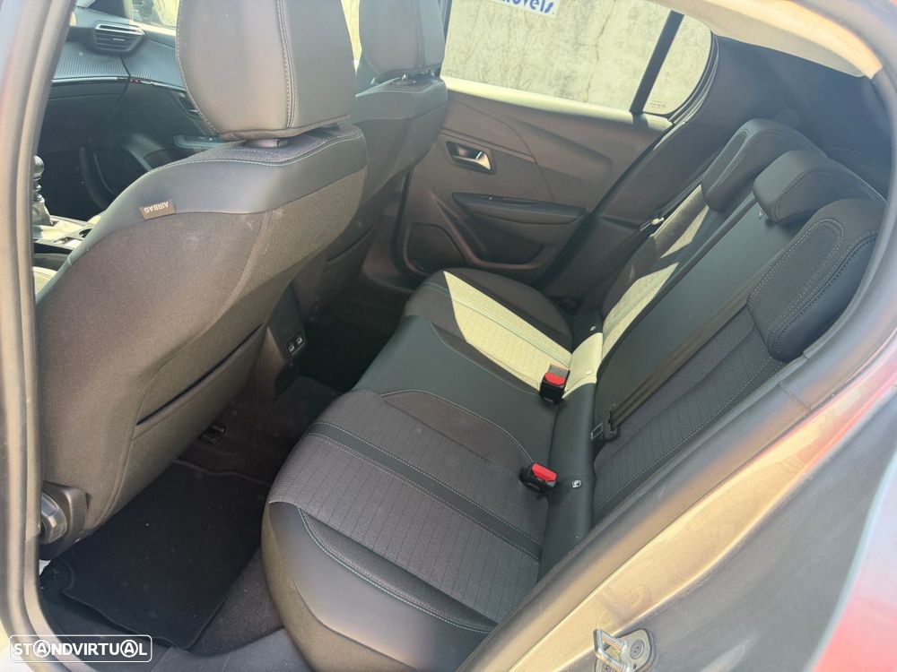 Peugeot 208 1.2 PureTech Allure - 13