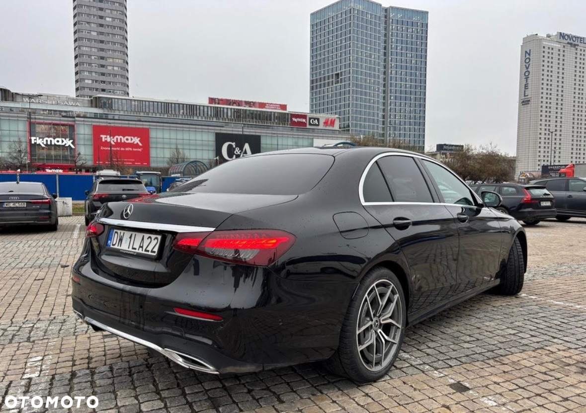 Mercedes-Benz Klasa E 200 4-Matic AMG - 3