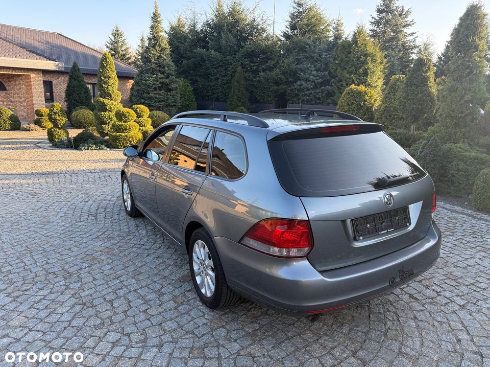 Volkswagen Golf 1.6 TDI Comfortline - 6