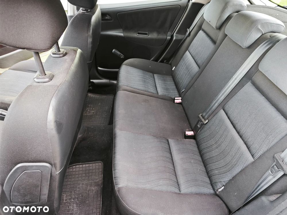 Peugeot 207 1.4 HDi Trendy - 14