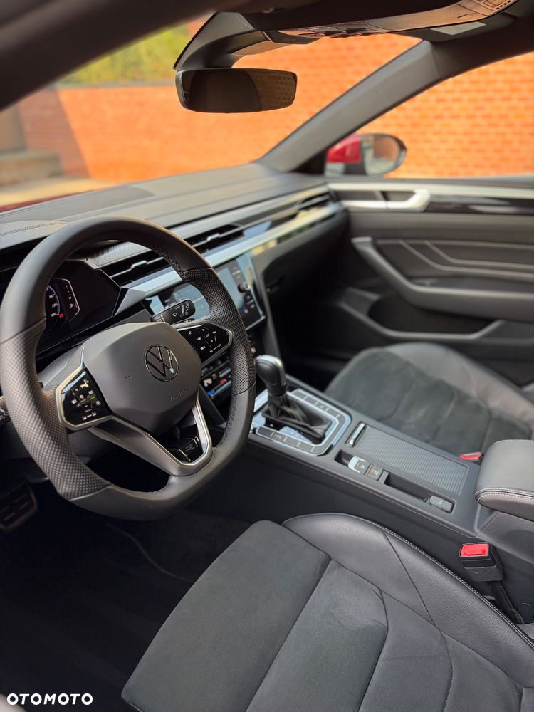 Volkswagen Arteon 2.0 TSI R-Line DSG - 25