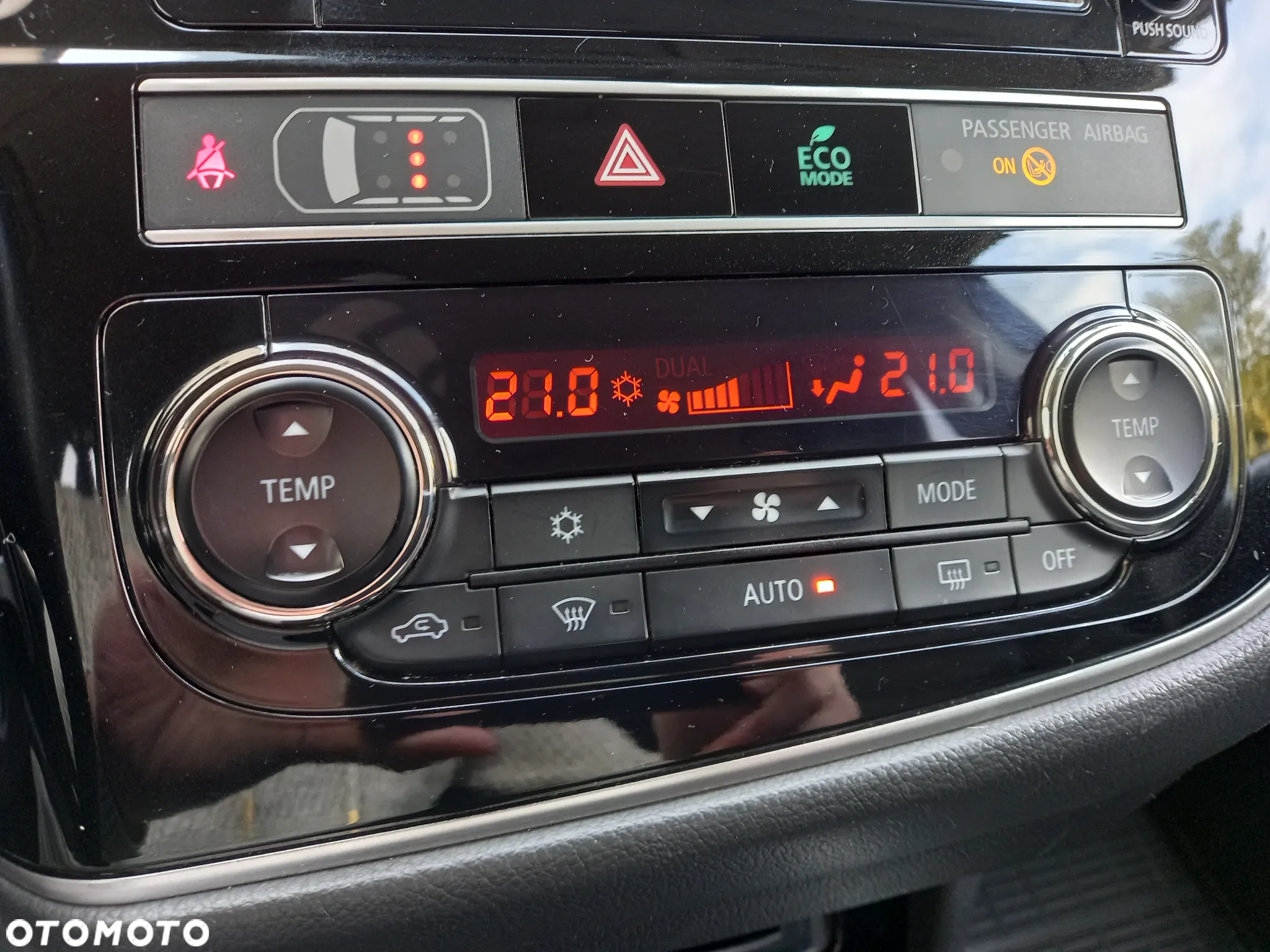Mitsubishi Outlander 2.0 Intense Comfort 4WD CVT - 26