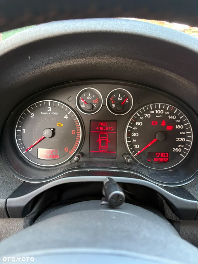 Audi A3 Sportback 2.0 TDI DPF Ambiente - 17