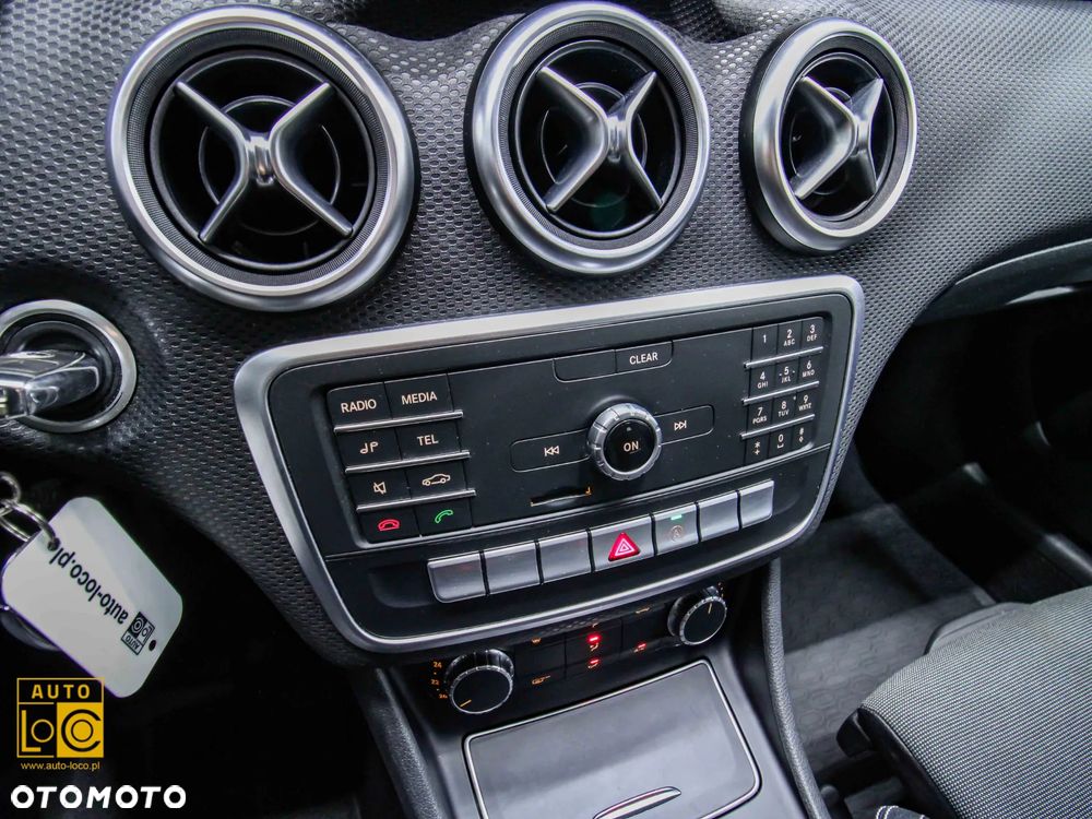 Mercedes-Benz Klasa A 160 AMG Line - 22