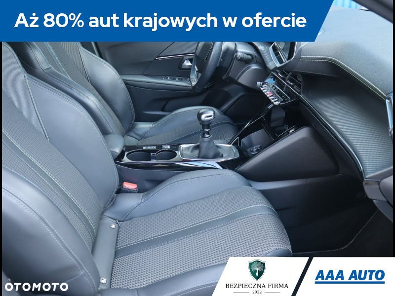 Peugeot 208 - 10
