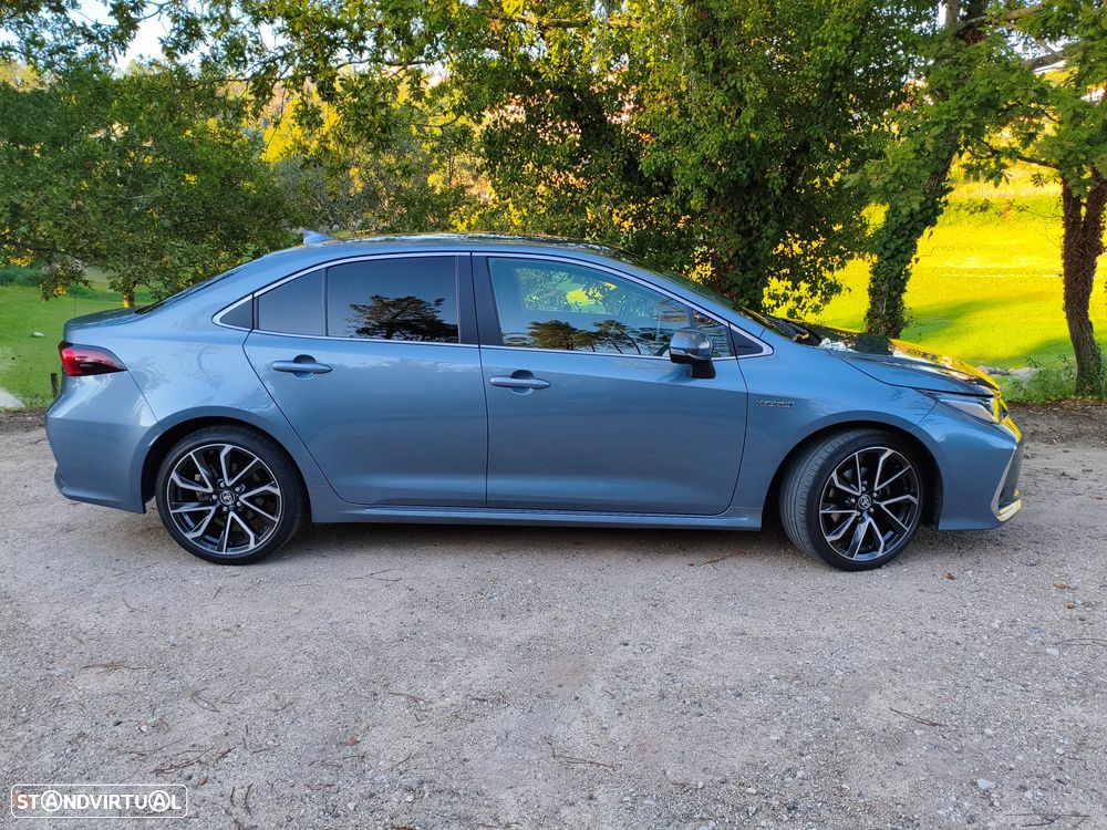Toyota Corolla SD 1.8 Hybrid Luxury - 6
