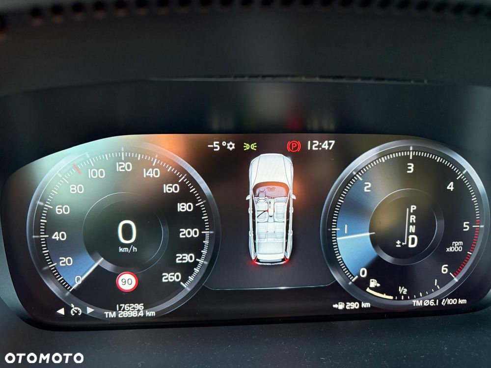 Volvo V60 D3 Momentum - 18