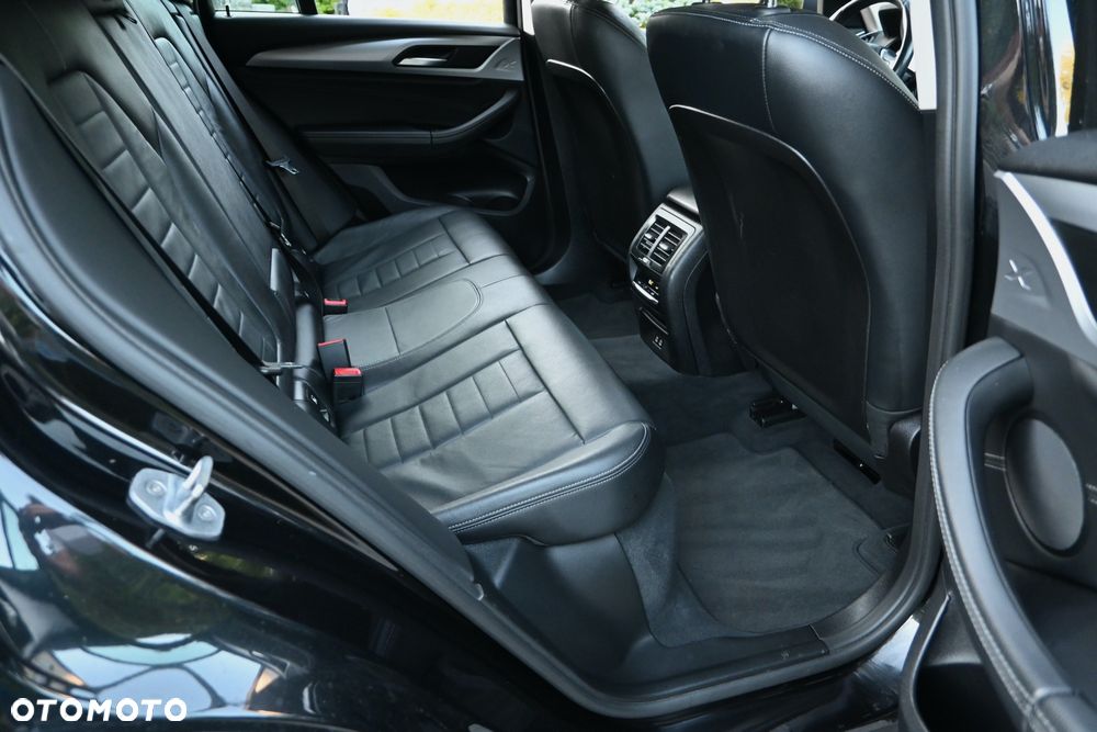 BMW X4 xDrive20d - 31