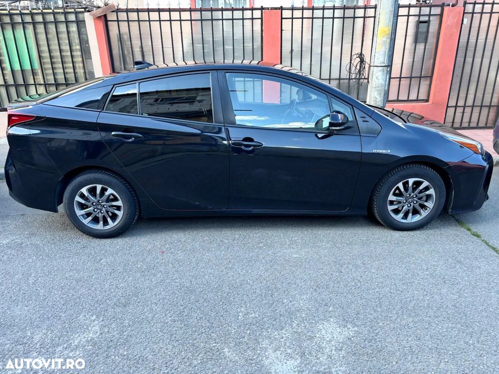 Toyota Prius Hybrid Comfort - 2