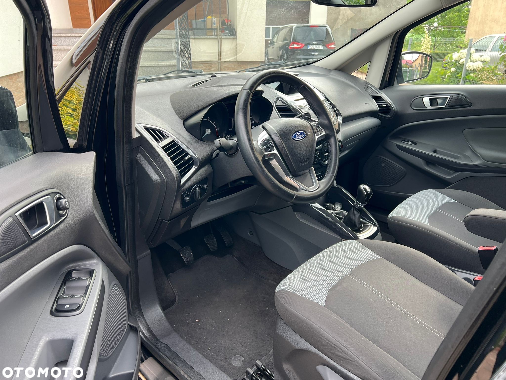Ford EcoSport 1.0 EcoBoost COOL&CONNECT - 16
