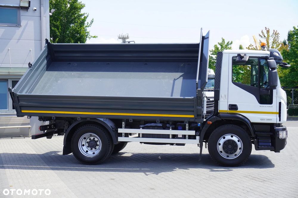 Iveco Eurocargo 120-250 4×2 / 90 tys. km / NOWA 3-stronna wywrotka - 10