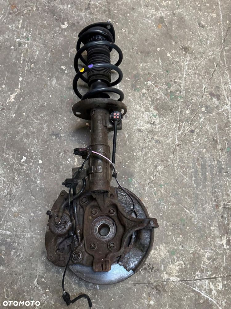 zwrotnica mcpherson lewy przód mazda 3 iv bm 2013-2017 2.2 2.0 - 2