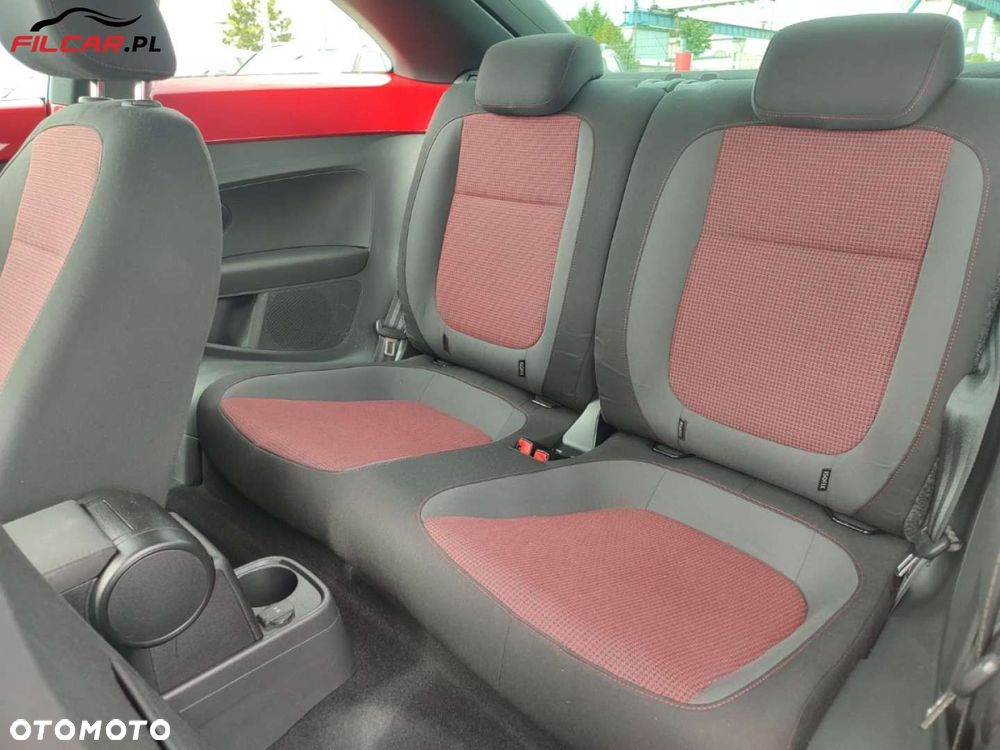 Volkswagen Beetle - 7