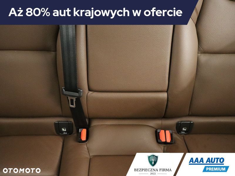 Volvo XC 60 - 12