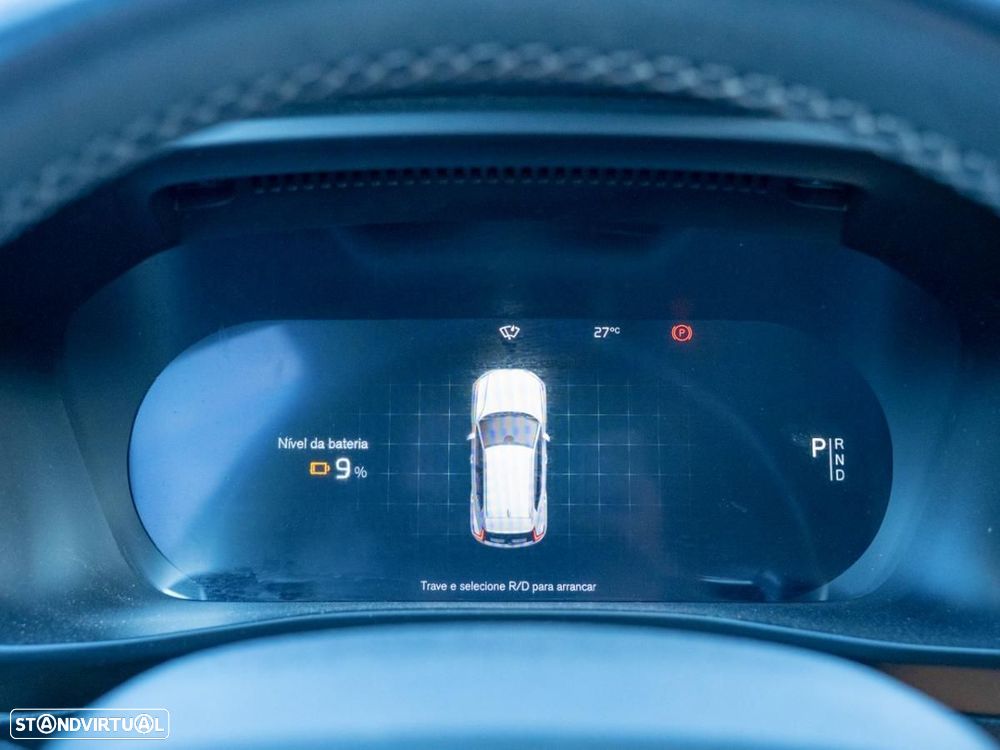 Volvo XC 40 Recharge 78 kWh Twin Motor Core — fotografia 31