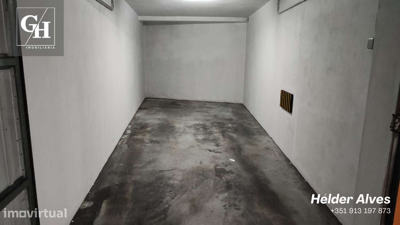 Apartamento T2 em Calendário com garagem fechada - Grande imagem: 4/35