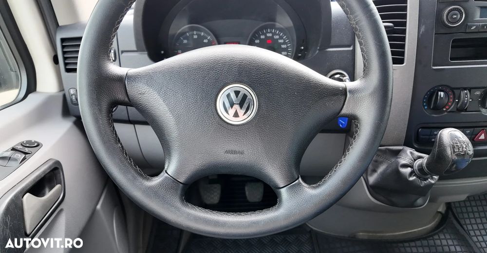 Volkswagen CRAFTER - 13