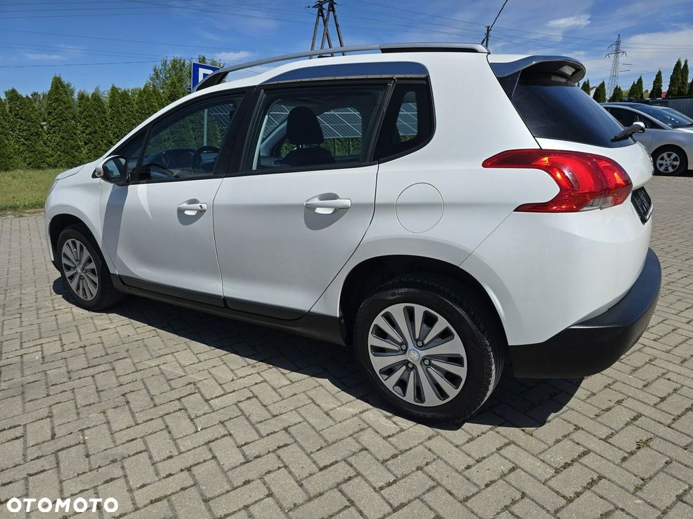 Peugeot 2008 - 11