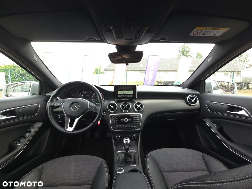 Mercedes-Benz Klasa A 180 (BlueEFFICIENCY) Style - 33