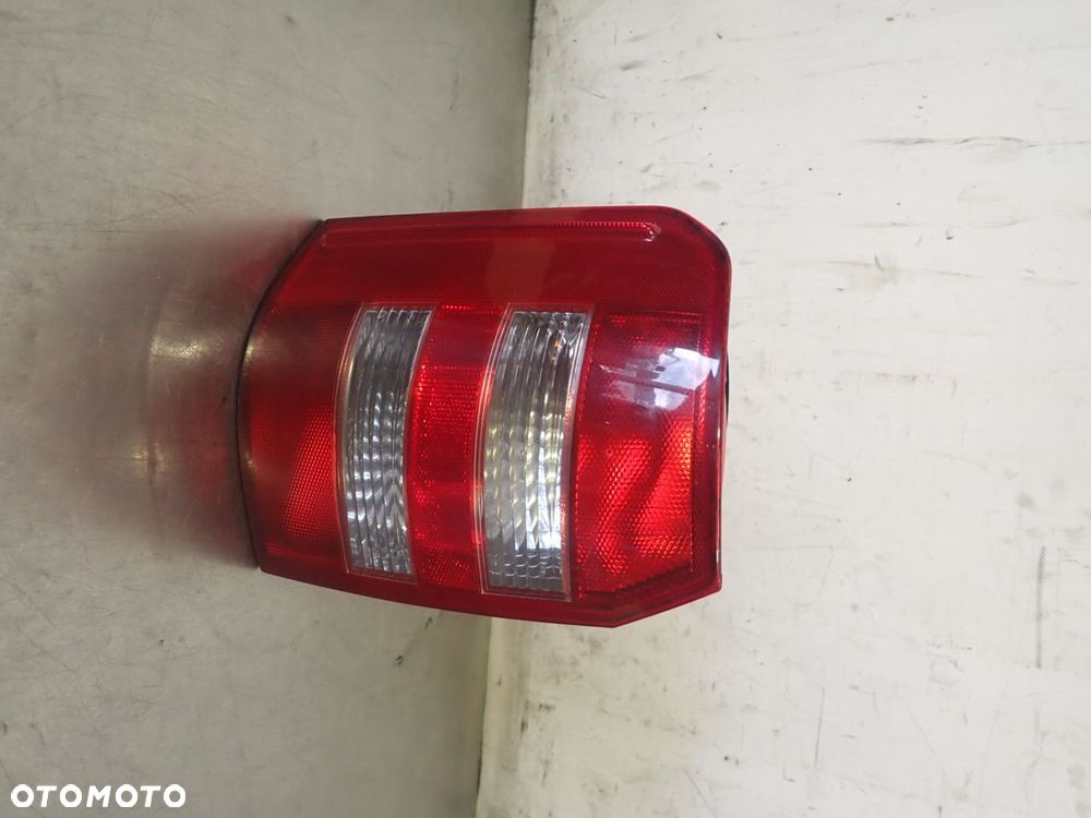 LAMPA LEWA TYLNA AUDI A2 - 1