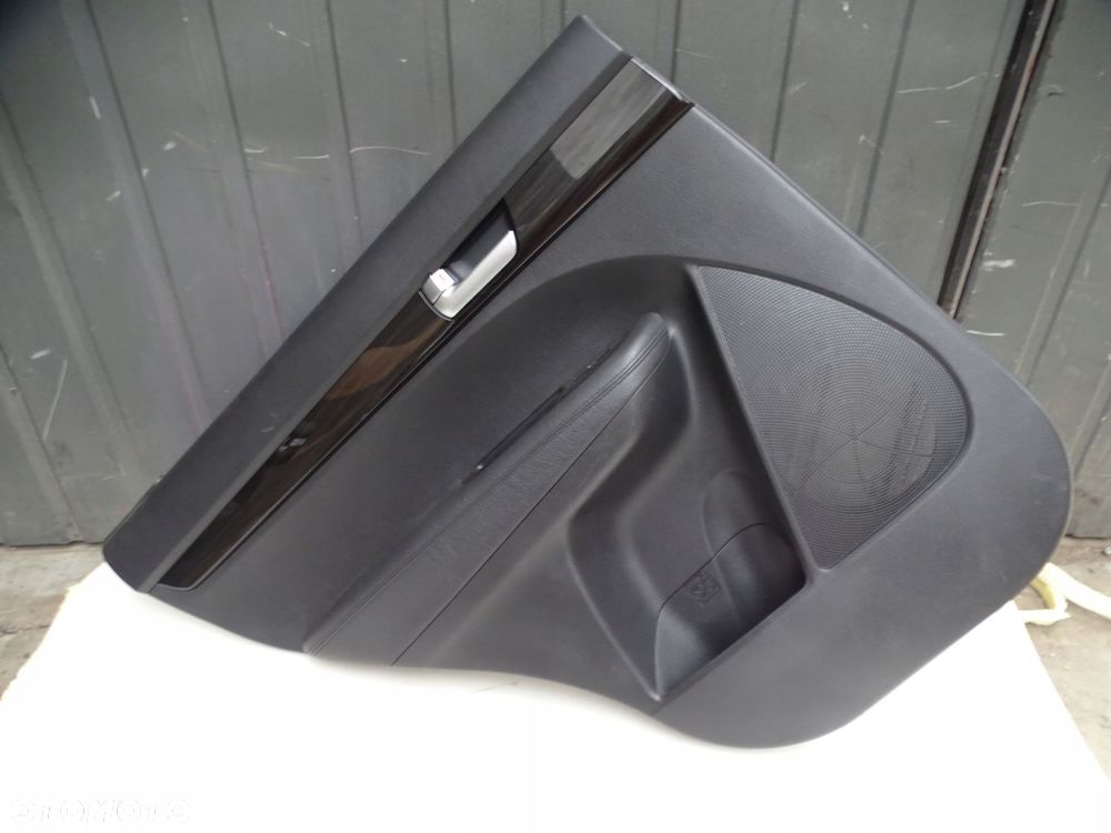 tapicerka drzwi lewe tył kia sorento ii 2009- - 1