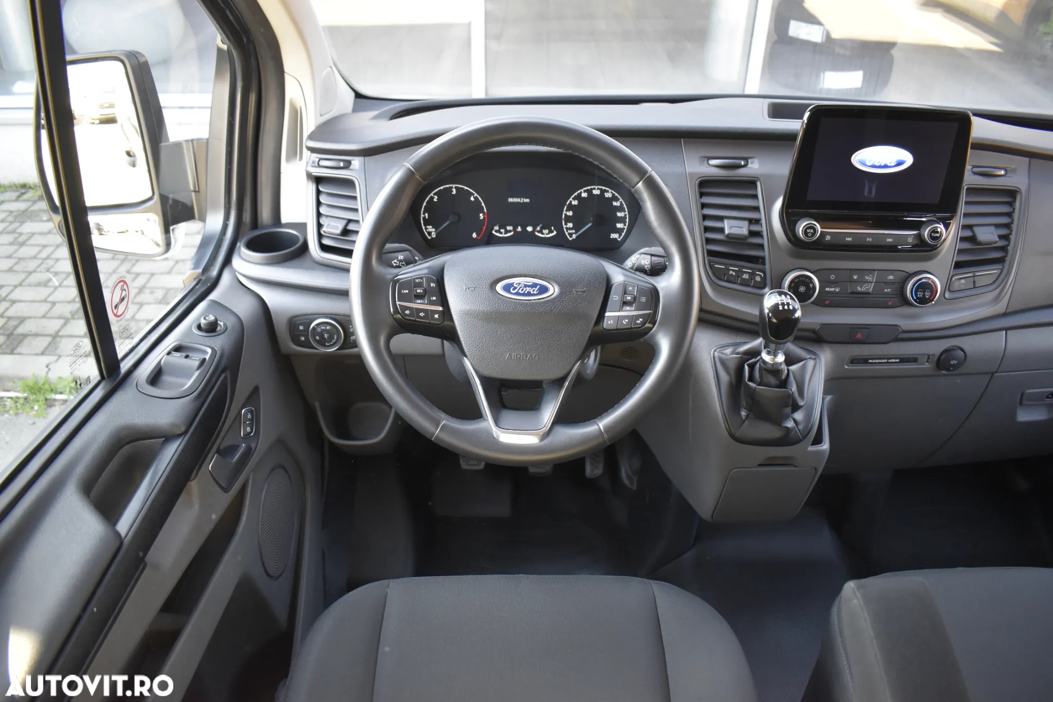 Ford Transit Custom Kombi 320 2.0 EcoBlue 130 CP L2H1 Trend - 11