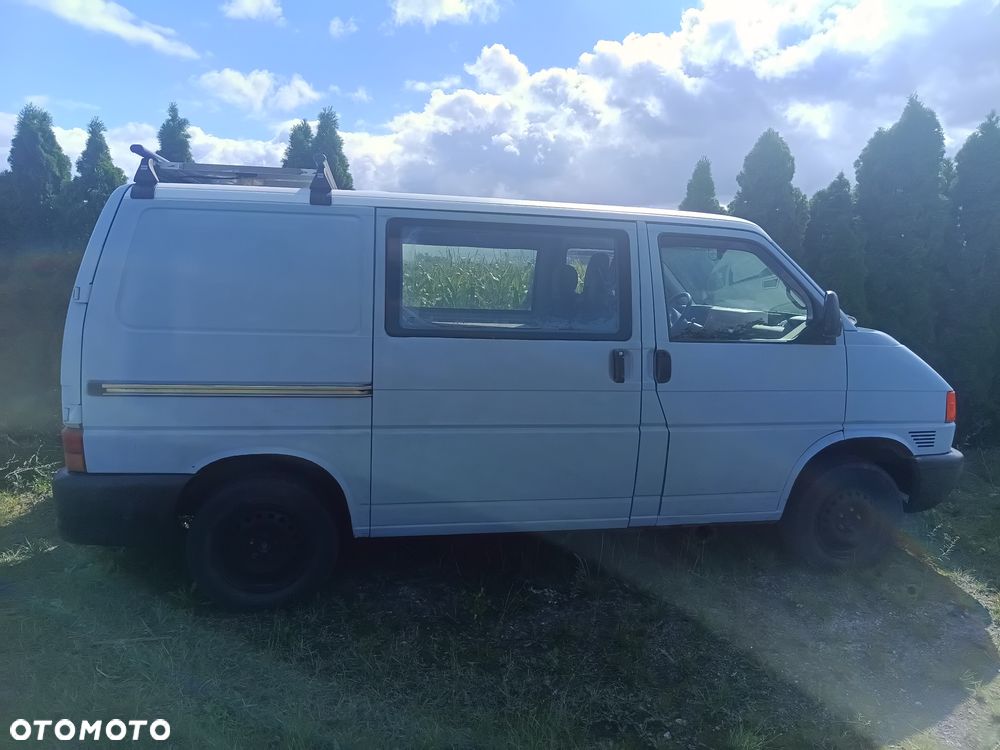 Volkswagen Transporter - 2
