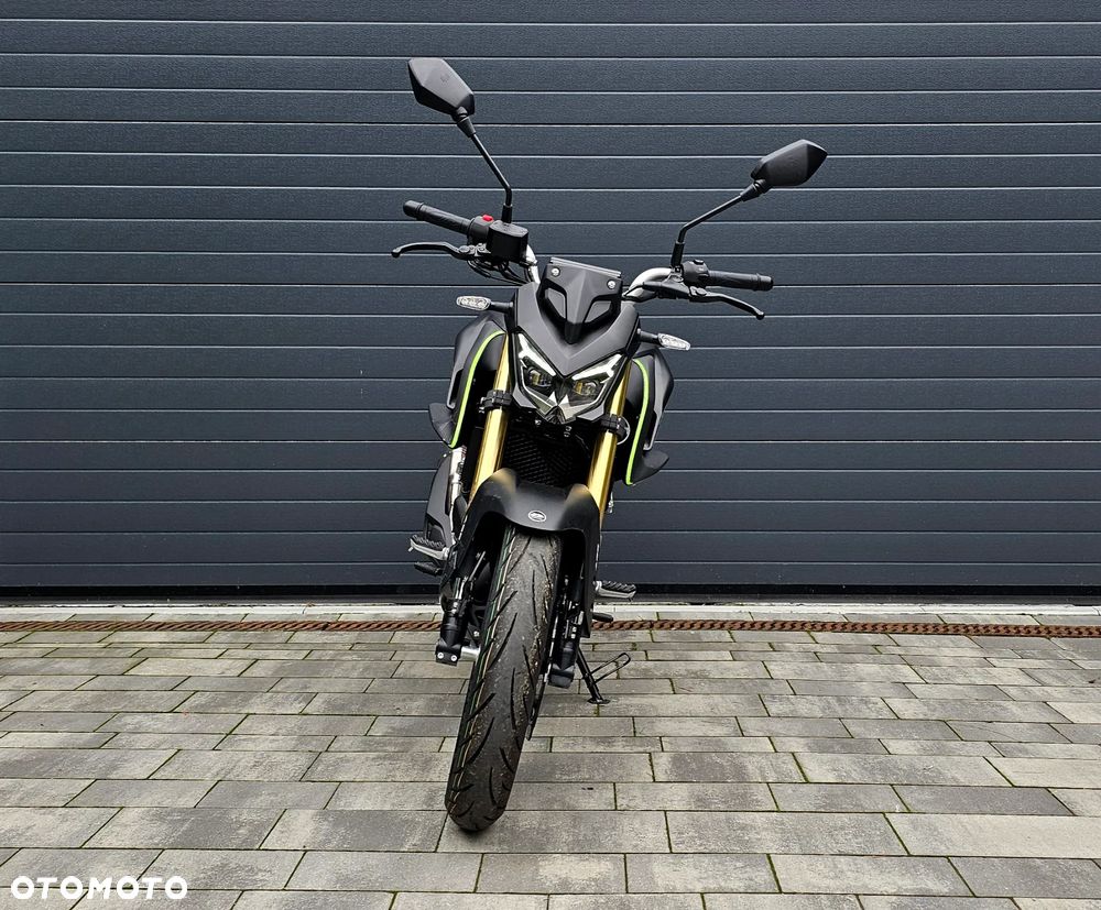 QJMOTOR SRK 125S - 7