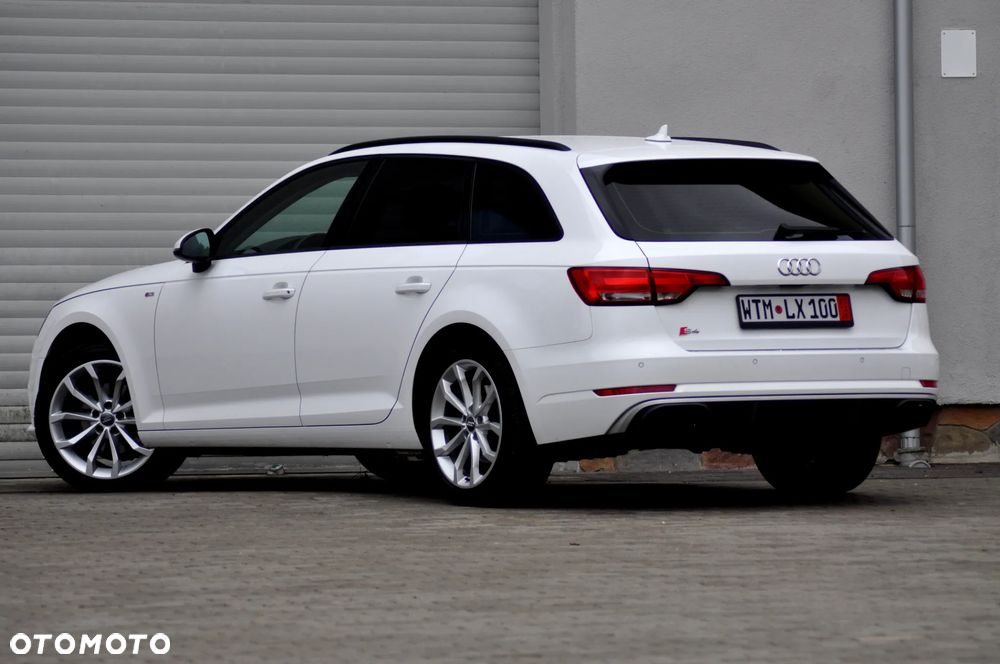 Audi A4 - 4