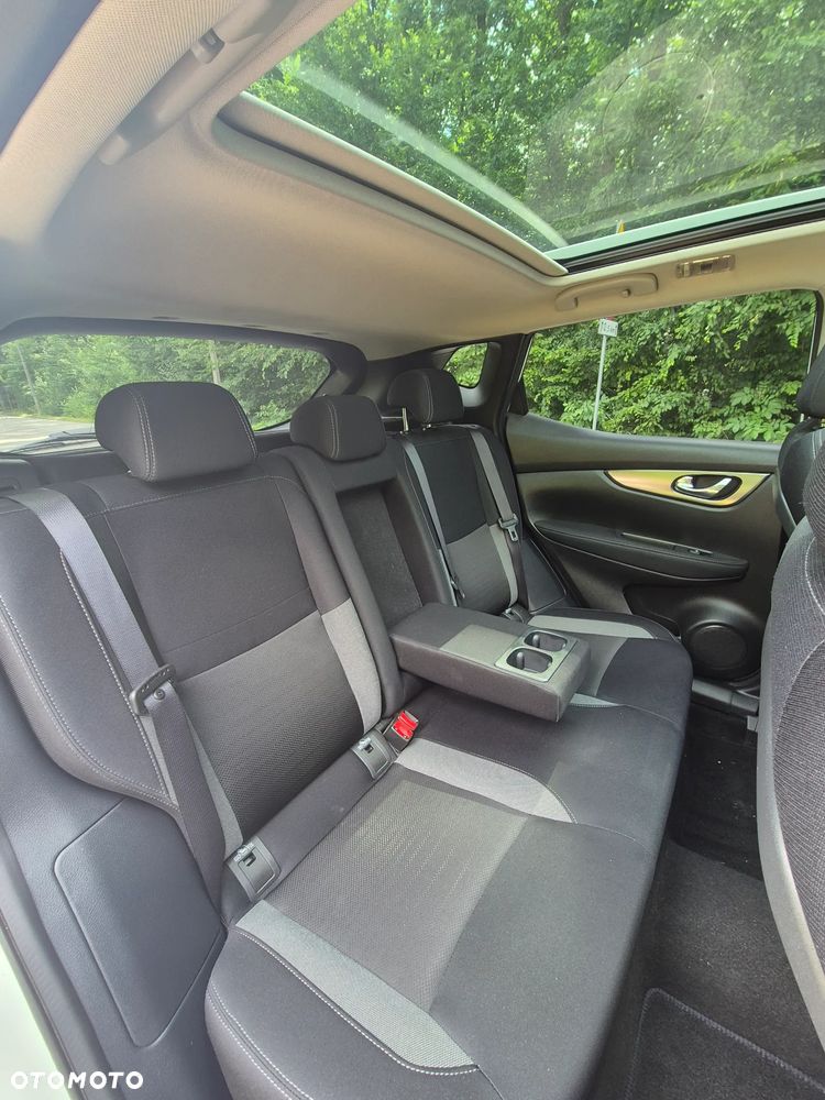 Nissan Qashqai 1.6 DIG-T Tekna - 8