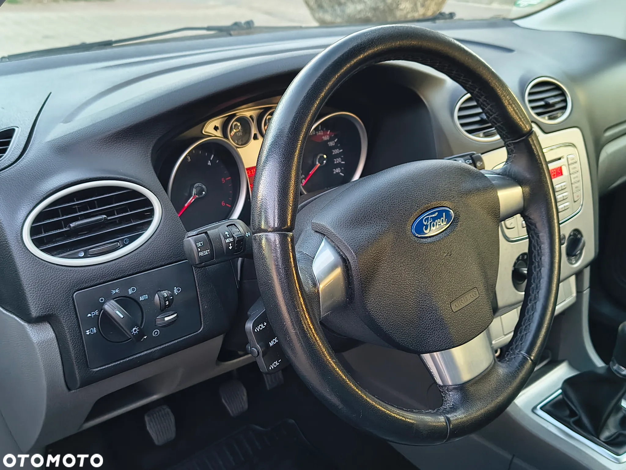 Ford Focus - 12