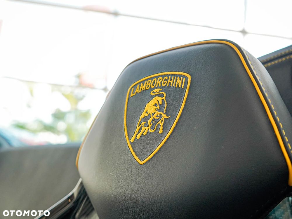 Lamborghini Huracan EVO - 29