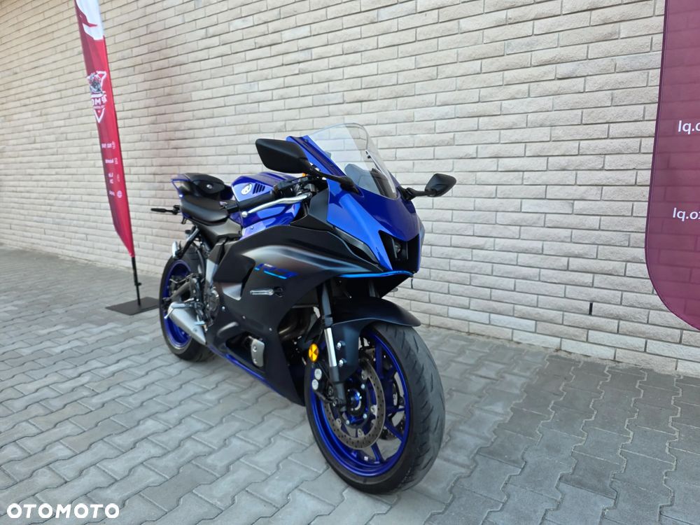 Yamaha R7 - 7