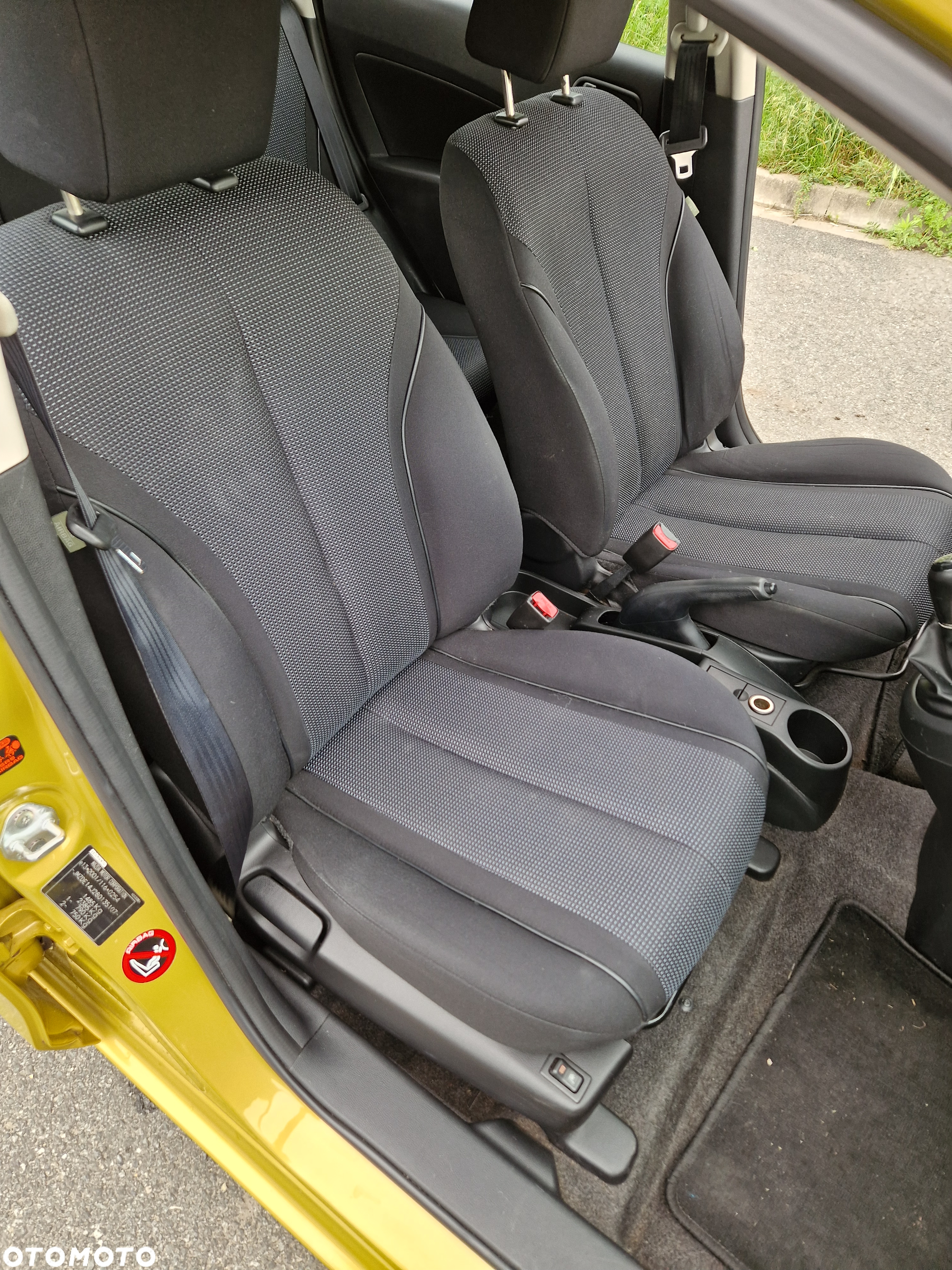Mazda 2 1.3 Exclusive - 14
