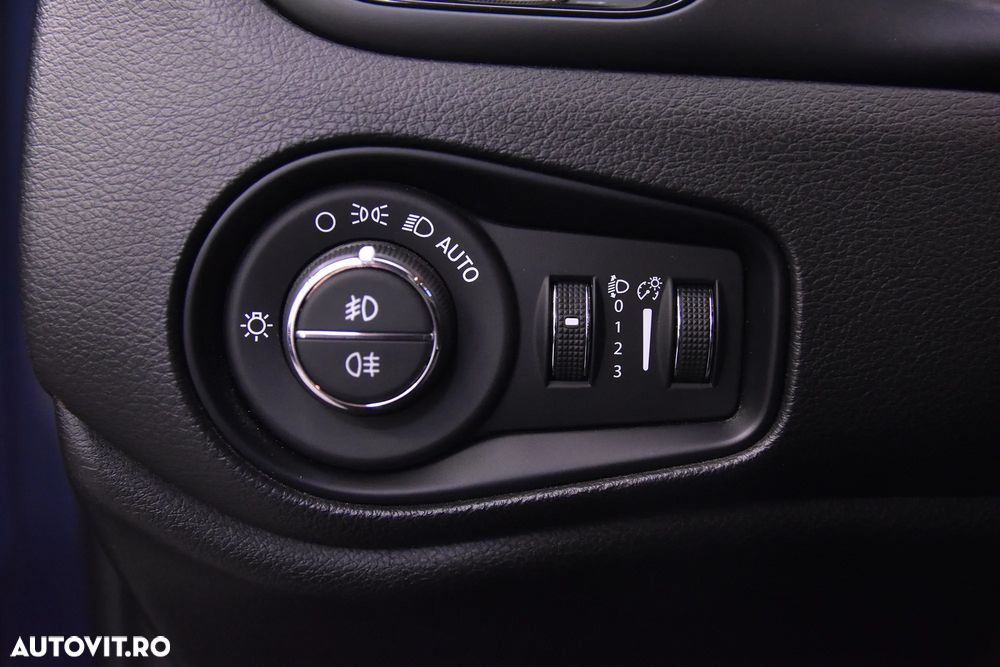 Jeep Renegade 1.5 FWD AT7 MHEV - 15