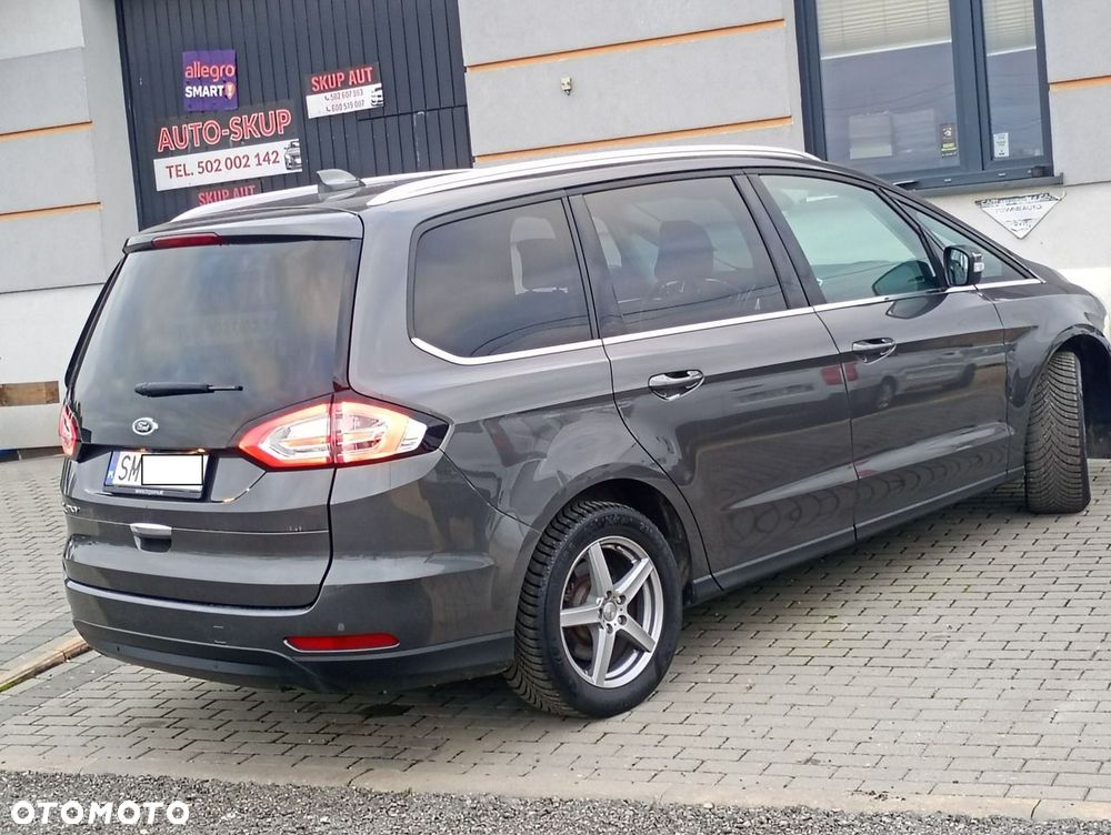 Ford Galaxy - 8