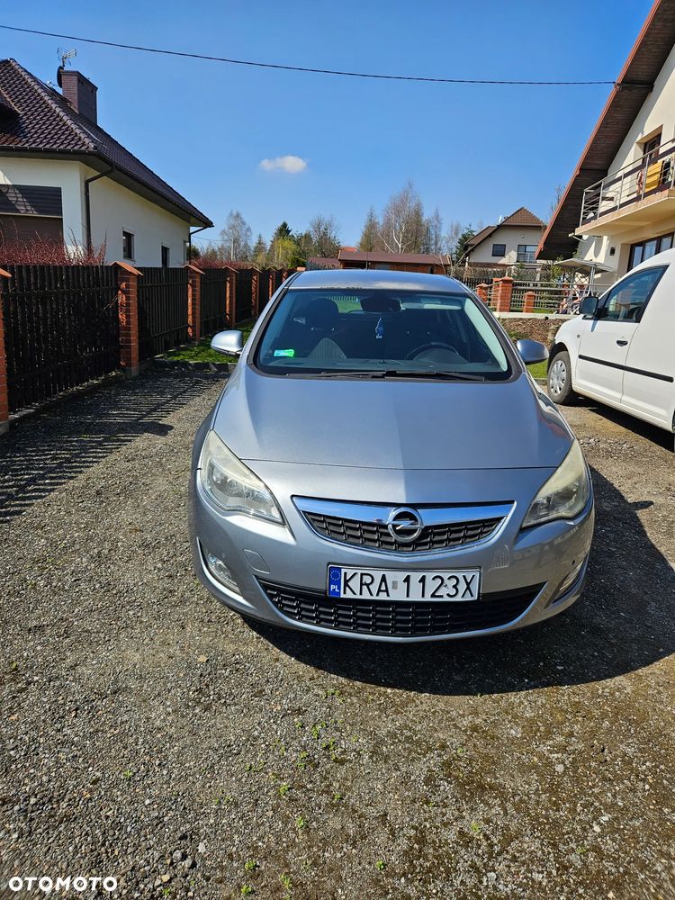Opel Astra 1.7 CDTI Cosmo - 3
