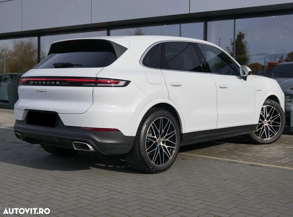 Porsche Cayenne E-Hybrid - 5