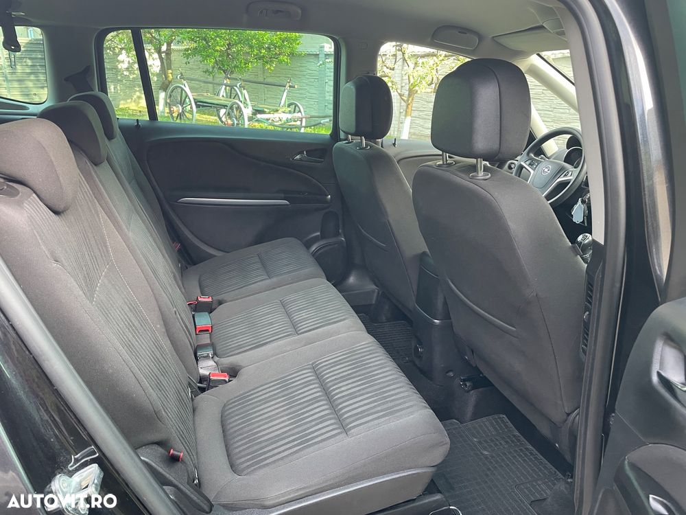 Opel Zafira - 18