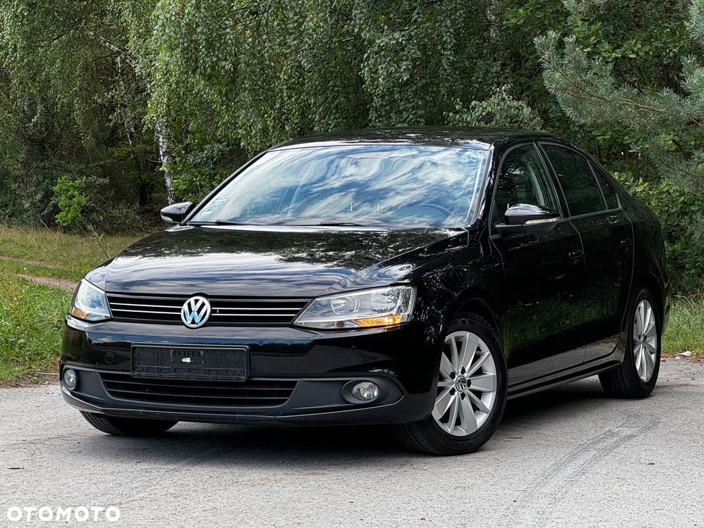 Volkswagen Jetta 1.4 TSI Highline - 2