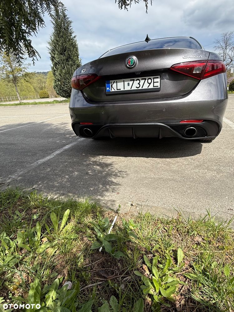 Alfa Romeo Giulia 2.0 Turbo Veloce - 4
