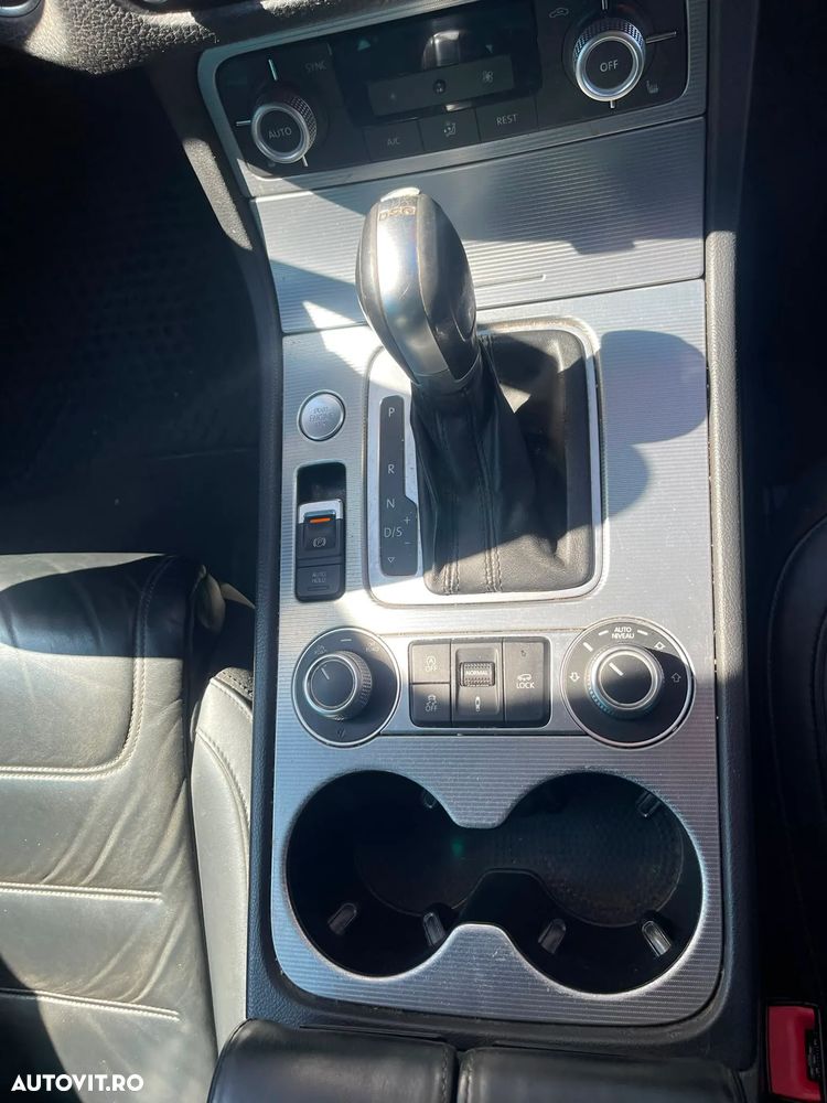 Volkswagen Touareg V6 TDI BMT Supreme Plus - 2