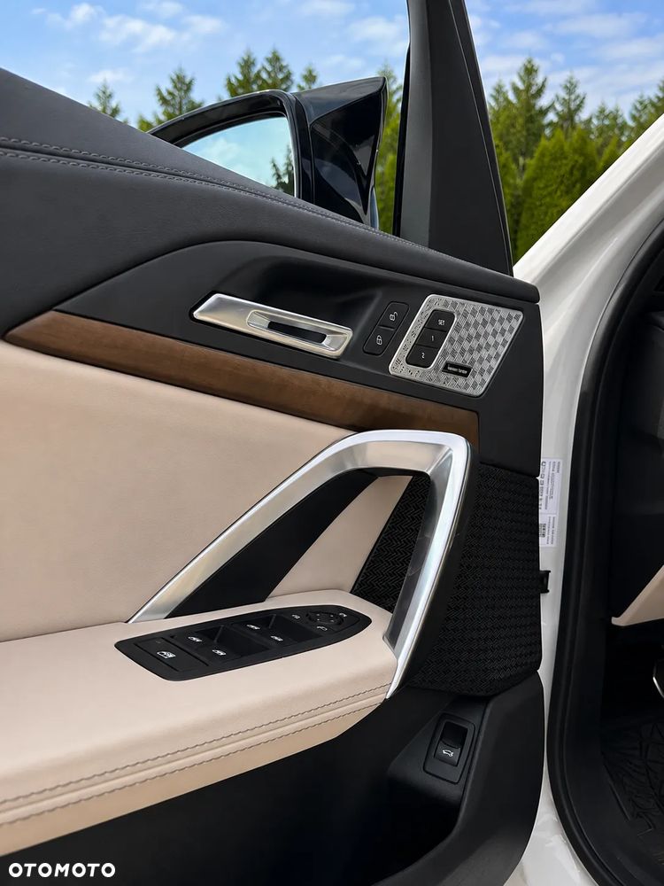 BMW X1 xDrive23i mHEV M Sport - 14